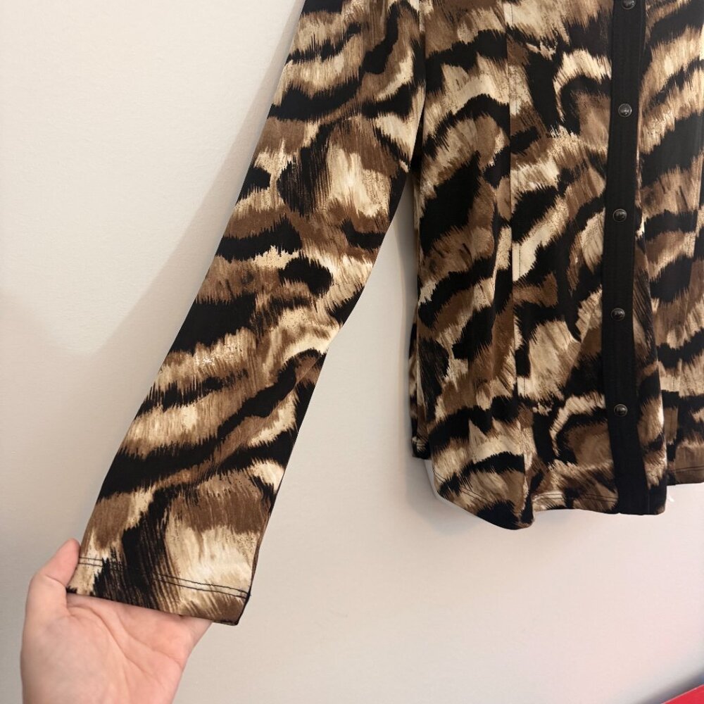 JM Collection Animal Print Snap-Front Blouse | Brown & Black | Size M - Picture 6 of 9